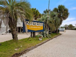 Foreclosed Home - 1118 WEST BEACH BLVD, 36542