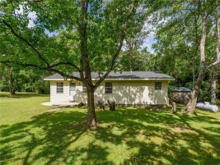 Foreclosed Home - 6851 LAKE RD N, 36575