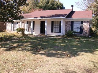 Foreclosed Home - List 100005405