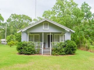 Foreclosed Home - 7373 OAK DR W, 36582