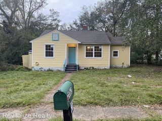 Foreclosed Home - 2062 S BUCKER RD, 36605
