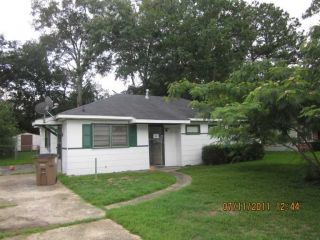 Foreclosed Home - 3063 LOUISE DR N, 36606