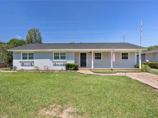 Foreclosed Home - 2764 N BARKSDALE DR, 36606