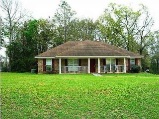 Foreclosed Home - 123 CENTER DR, 36608