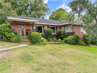 Foreclosed Home - 335 DALEWOOD DR, 36608