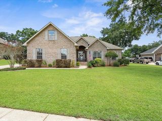 Foreclosed Home - 10794 LEGACY LN, 36608