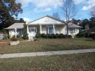 Foreclosed Home - 1221 WESTBURY DR, 36609