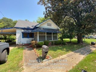 Foreclosed Home - 513 MONTGOMERY ST, 36610