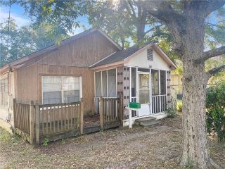 Foreclosed Home - 2104 ELAINE ST, 36610
