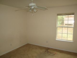 Foreclosed Home - 2165 DICKENS ST, 36617