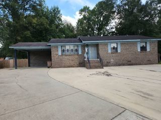 Foreclosed Home - 2050 CLEMENTE CT, 36617
