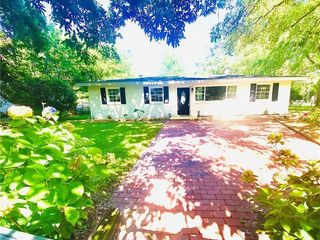 Foreclosed Home - 1412 RODERICK RD, 36618
