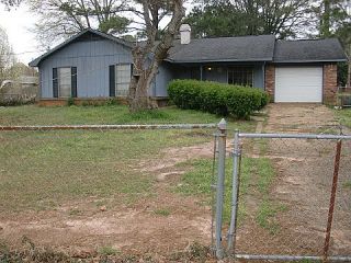 Foreclosed Home - 2561 MEADOWVIEW DR, 36695