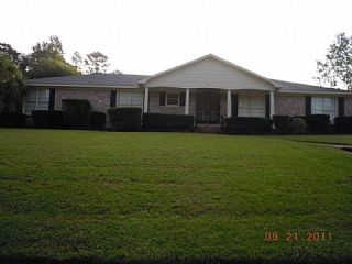 Foreclosed Home - 1221 CHIMNEY TOP DR W, 36695