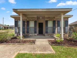 Foreclosed Home - 13701 DANIELS DR, 36695
