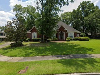 Foreclosed Home - 7569 STONE CREEK CT, 36695