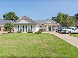 Foreclosed Home - 8718 AUGUSTA DR, 36695