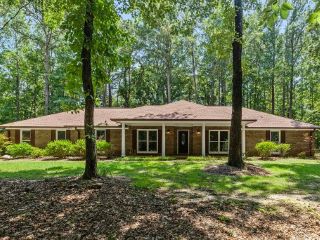 Foreclosed Home - 1030 LEE ROAD 372, 36854