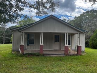 Foreclosed Home - 17511 US HIGHWAY 431, 36862