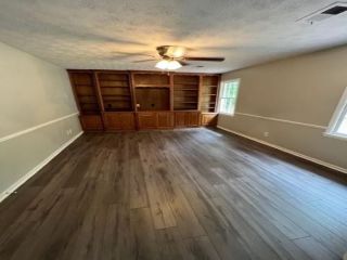 Foreclosed Home - 2401 BROOKWOOD CIR, 36867