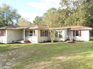 Foreclosed Home - 66 Lee Rd 294, 36877