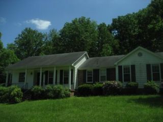 Foreclosed Home - 1007 WOODSIDE DR, 37027