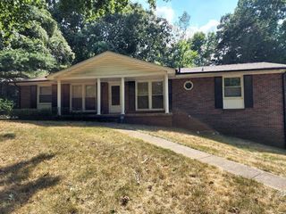 Foreclosed Home - 1268 JOSTIN DR, 37040