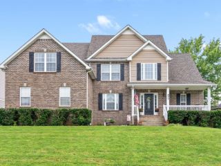 Foreclosed Home - 477 WINDING BLUFF WAY, 37040