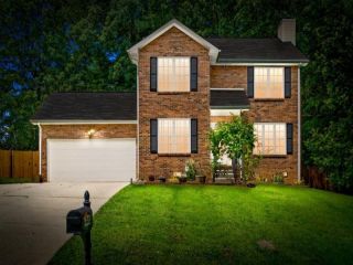 Foreclosed Home - 1559 BARRYWOOD CIR W, 37042