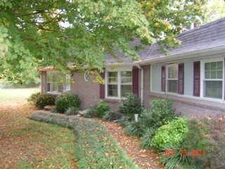 Foreclosed Home - 165 DENNING LN, 37048