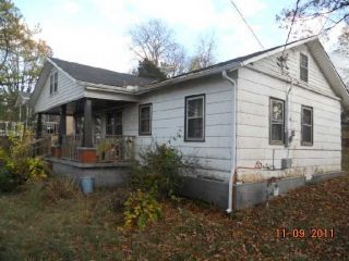 Foreclosed Home - 1306 HIGHWAY 47 E, 37055