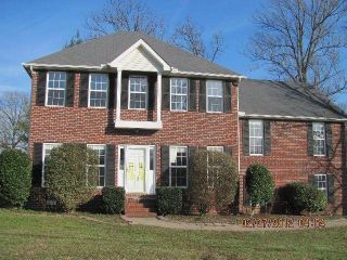 Foreclosed Home - 7300 COX RUN DR, 37062