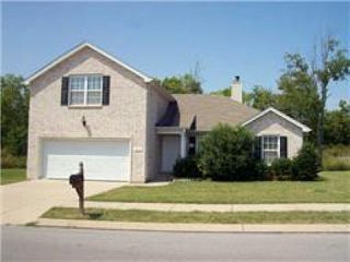 Foreclosed Home - 413 KNOB CT, 37064