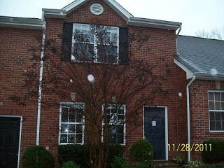 Foreclosed Home - 1101 DOWNS BLVD APT L104, 37064
