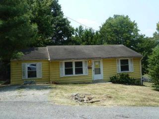 Foreclosed Home - 602 W END CIR, 37064