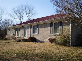 Foreclosed Home - 314 GOLDIE DR, 37072