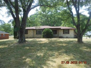 Foreclosed Home - 1132 LOUISVILLE HWY, 37072