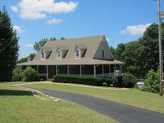 Foreclosed Home - 1734 KEYES RD, 37073