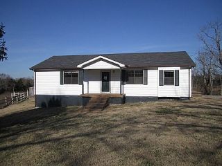 Foreclosed Home - 2540 OLDHAM RD, 37074