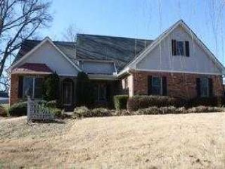 Foreclosed Home - 1107 NEWMANS TRL, 37075