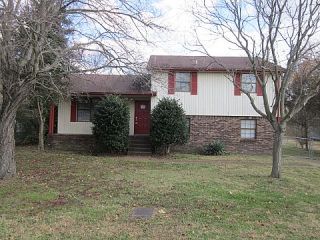 Foreclosed Home - 504 DUTCHMANS DR, 37076