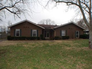 Foreclosed Home - 556 AUGUSTA DR, 37076