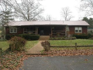 Foreclosed Home - 877 PINNACLE HILL RD, 37082
