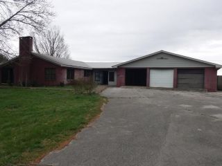 Foreclosed Home - 1381 Bybee Branch Rd, 37110