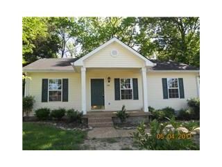 Foreclosed Home - 116 SHANNON AVE, 37115
