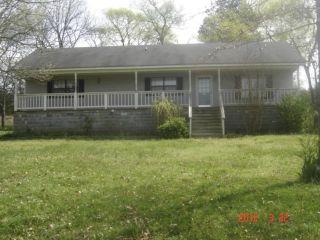 Foreclosed Home - 594 NORTHCUTT RD, 37118
