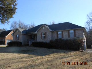Foreclosed Home - 4002 DELL DR, 37122
