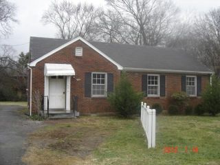 Foreclosed Home - 825 E BELL ST, 37130