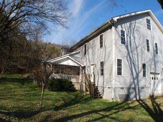 Foreclosed Home - 1750 BURKE HOLLOW RD, 37135