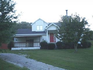 Foreclosed Home - 223 BOWMANS BRANCH LN, 37145